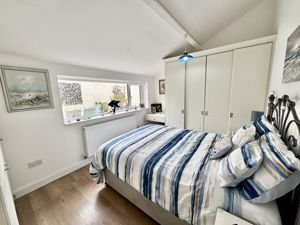 Photo 30- click for photo gallery